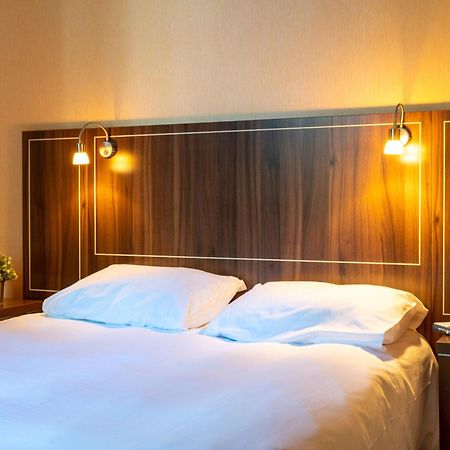Studio 4 Personnes Avec Piscine Et Sauna - Residence Chateau Des Magnans - Jausiers - Fr-1-165B-45 Zewnętrze zdjęcie