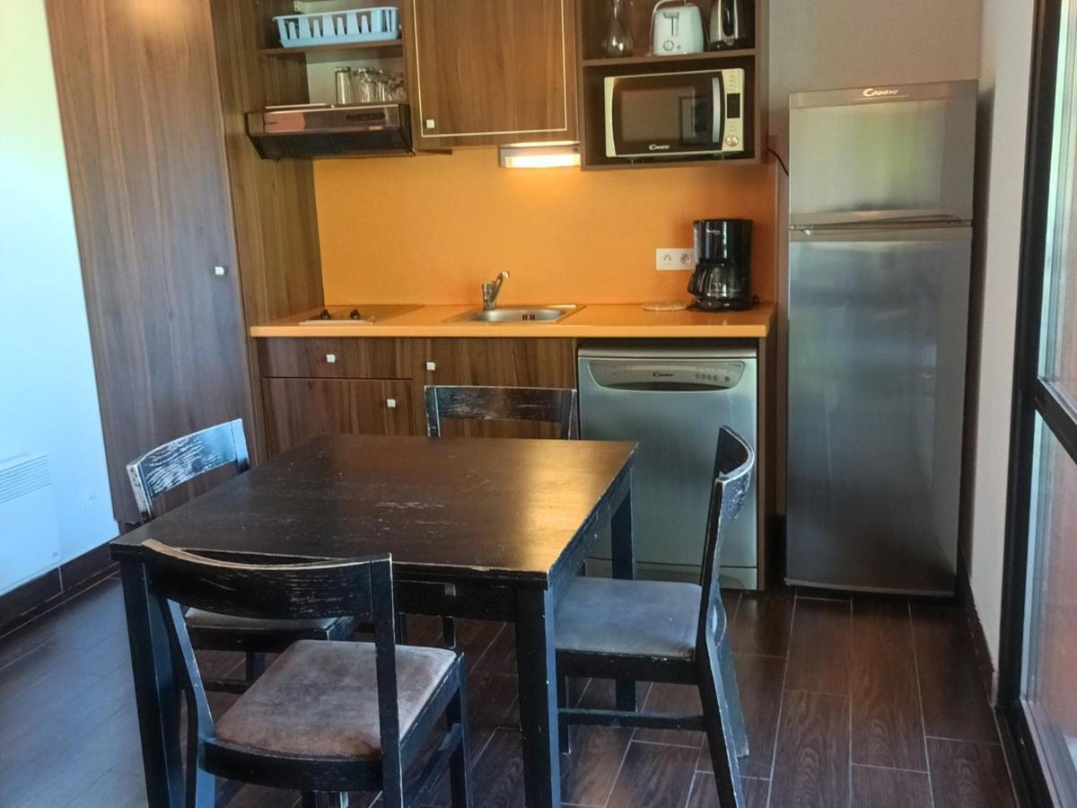 Studio 4 Personnes Avec Piscine Et Sauna - Residence Chateau Des Magnans - Jausiers - Fr-1-165B-45 Zewnętrze zdjęcie