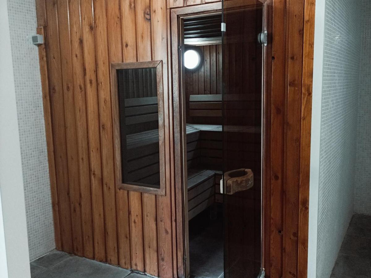 Studio 4 Personnes Avec Piscine Et Sauna - Residence Chateau Des Magnans - Jausiers - Fr-1-165B-45 Zewnętrze zdjęcie